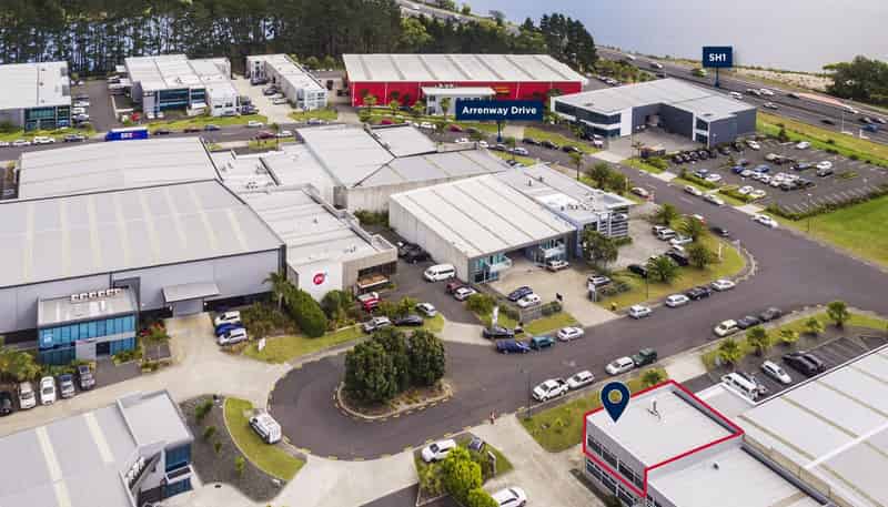 2/4 Civil Place, Albany