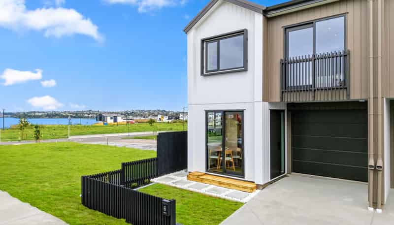 6 Sails Road, Hobsonville