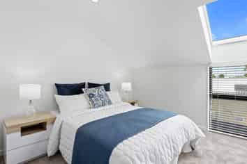 4/196 Hills Road, Edgeware