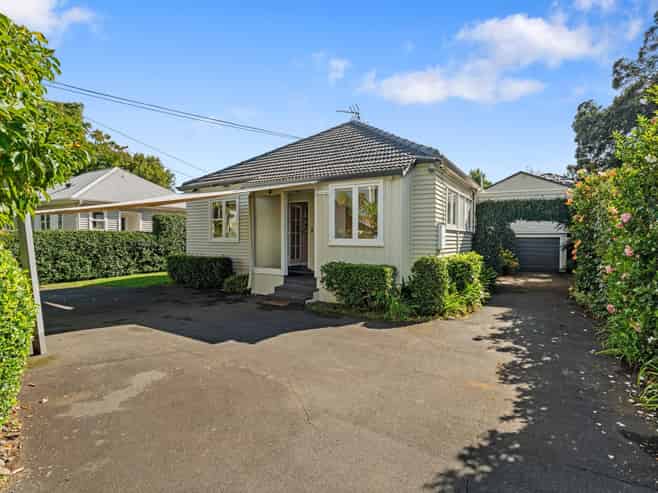 76 Mount Smart Road, Onehunga