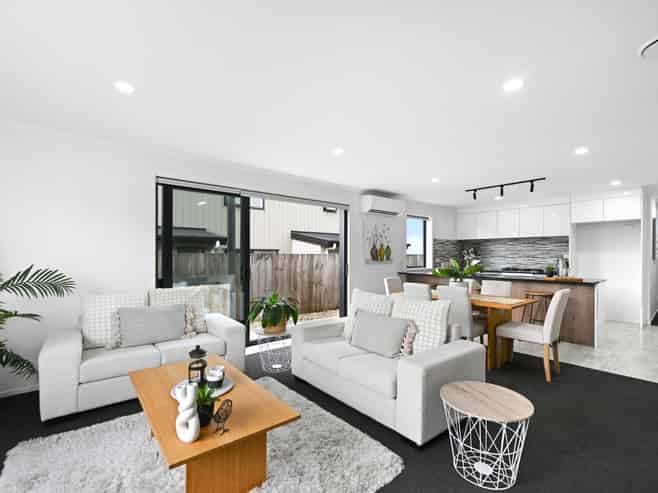 1/335 Horsham Downs Road, Rototuna North