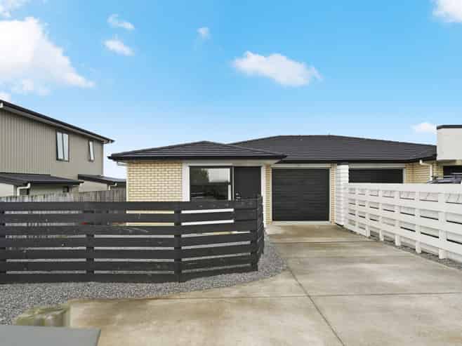 1/335 Horsham Downs Road, Rototuna North