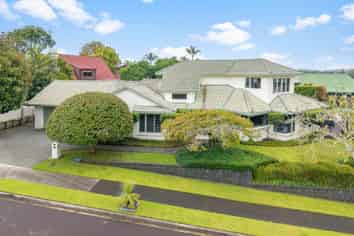 10 Cove Lane, Mount Wellington