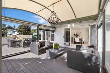10 Cove Lane, Mount Wellington
