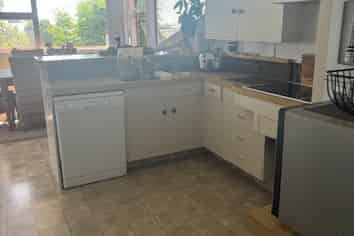 1 Heron Avenue West, Matua