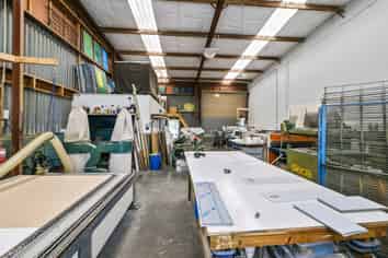 Versatile industrial - invest or occupy