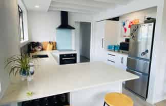 27B Simpson Road, Papamoa