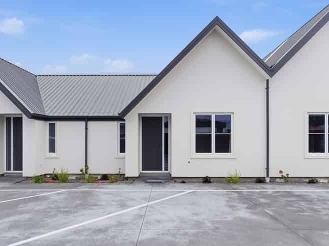 3/209 Hastings Street East, Waltham