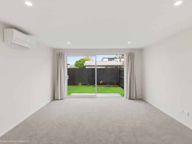 3/209 Hastings Street East, Waltham