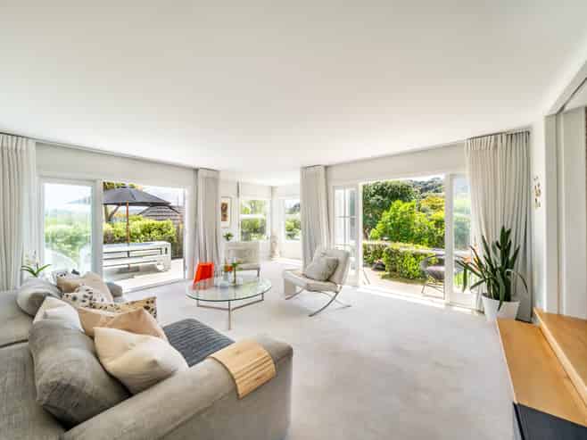 12 Cheviot Road, Lowry Bay, Eastbourne