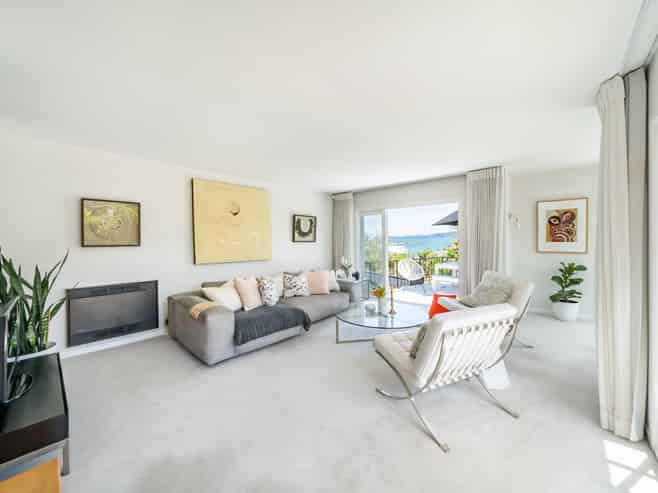 12 Cheviot Road, Lowry Bay, Eastbourne