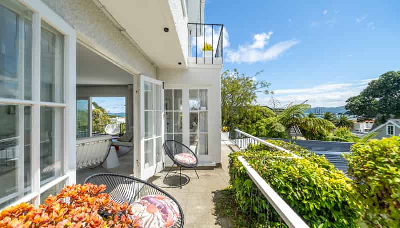 12 Cheviot Road, Lowry Bay, Eastbourne