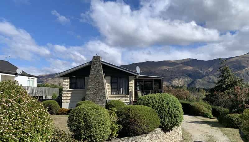 35 Hunter Crescent, Wanaka