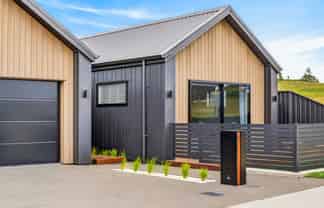 7 Annie Aranui Drive, Mission Hills, Poraiti