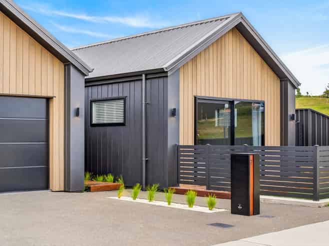 7 Annie Aranui Drive, Mission Hills, Poraiti