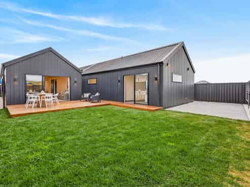 7 Annie Aranui Drive, Mission Hills, Poraiti