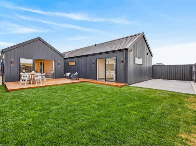 7 Annie Aranui Drive, Mission Hills, Poraiti