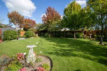 263 Southfield Drive, Lincoln