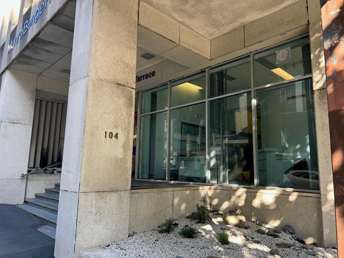 Grd floor Office/Medical Centre?