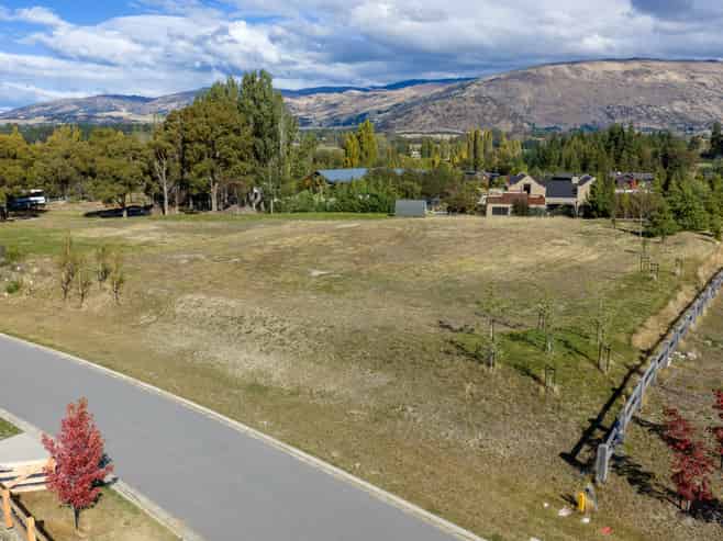 14 Head Place, Albert Town