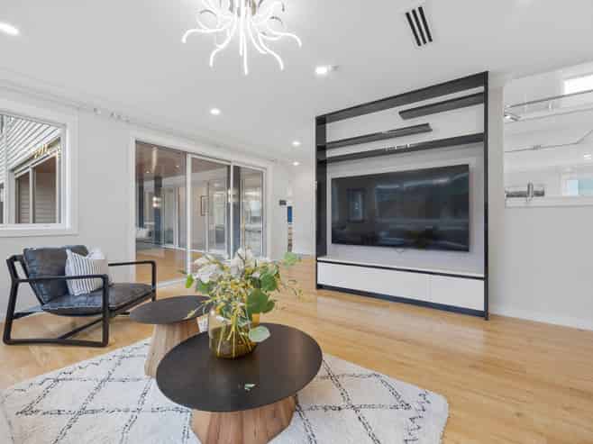 24 Priestley Drive, Bucklands Beach