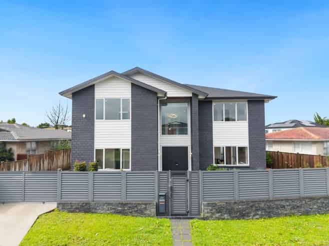 24 Priestley Drive, Bucklands Beach