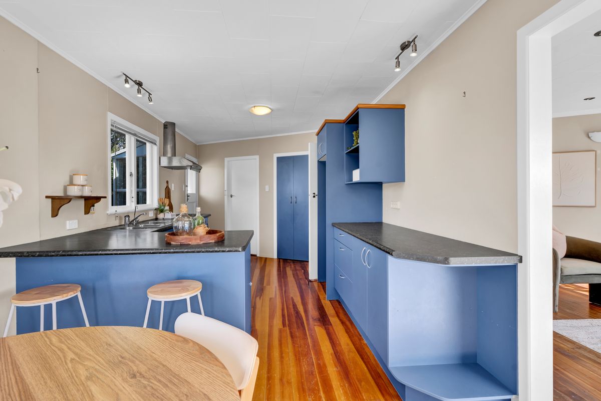 ELEVATED LIVING WITH SEA VIEWS - Ansicht 6