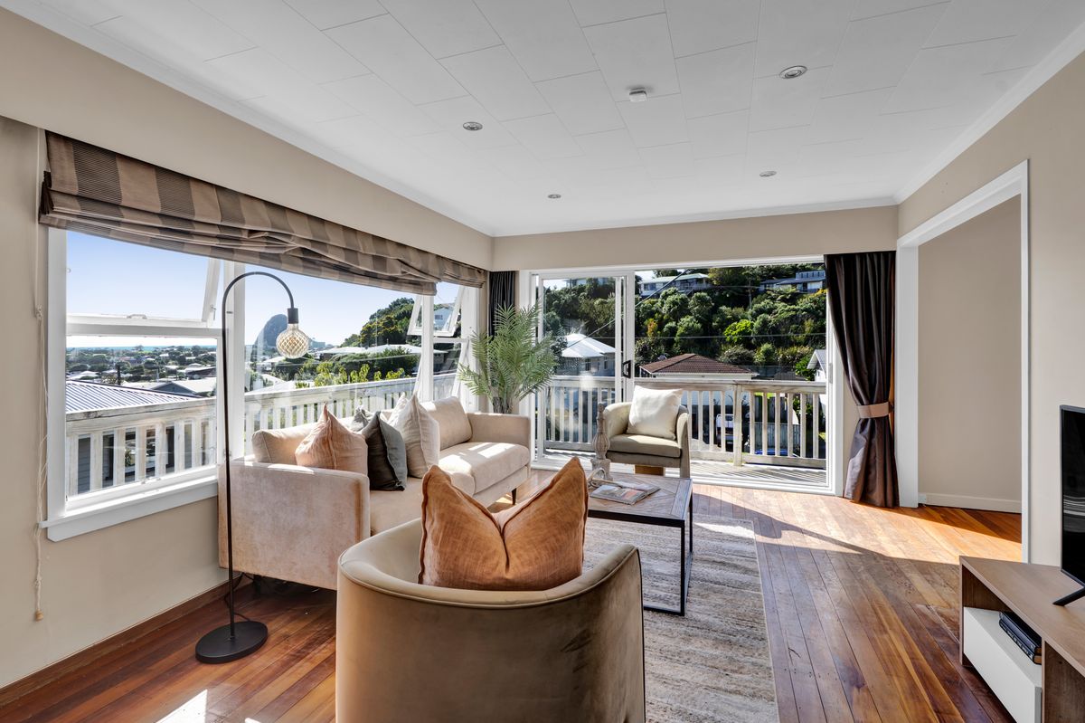 ELEVATED LIVING WITH SEA VIEWS - Ansicht 4