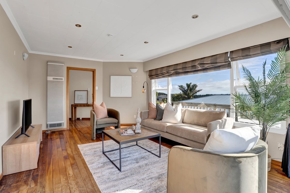 ELEVATED LIVING WITH SEA VIEWS - Ansicht 3
