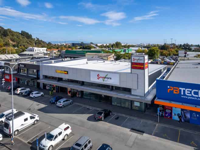 Prime Large Format Retail Building For Sale