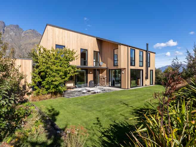 3 Torridon Court, Jacks Point