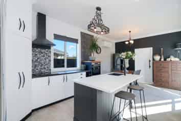 116 Bourke Street, Windsor