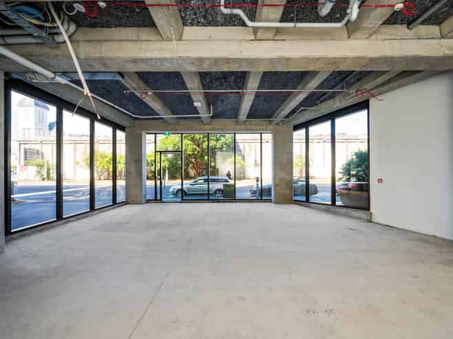 MOVE IN AND MAKE YOUR MARK
