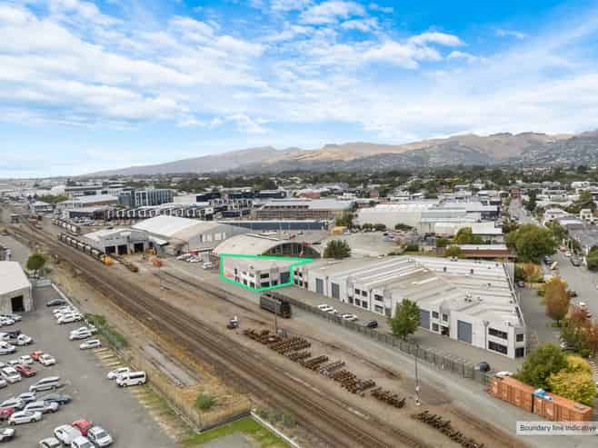 Office/Warehouse Available In Addington