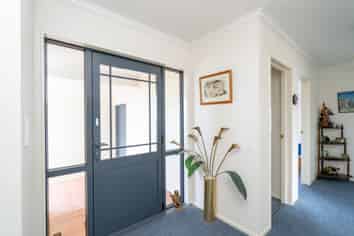 26 Osborne Street, Riverton