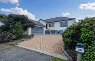 26 Osborne Street, Riverton