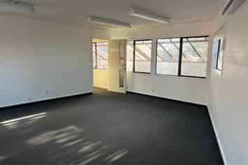 BITE-SIZED GLENFIELD OFFICE OPPORTUNITY
