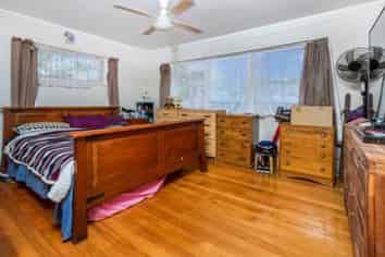 450 Don Buck Road, Massey