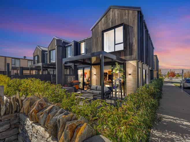 24 Bellfield Lane, Wanaka