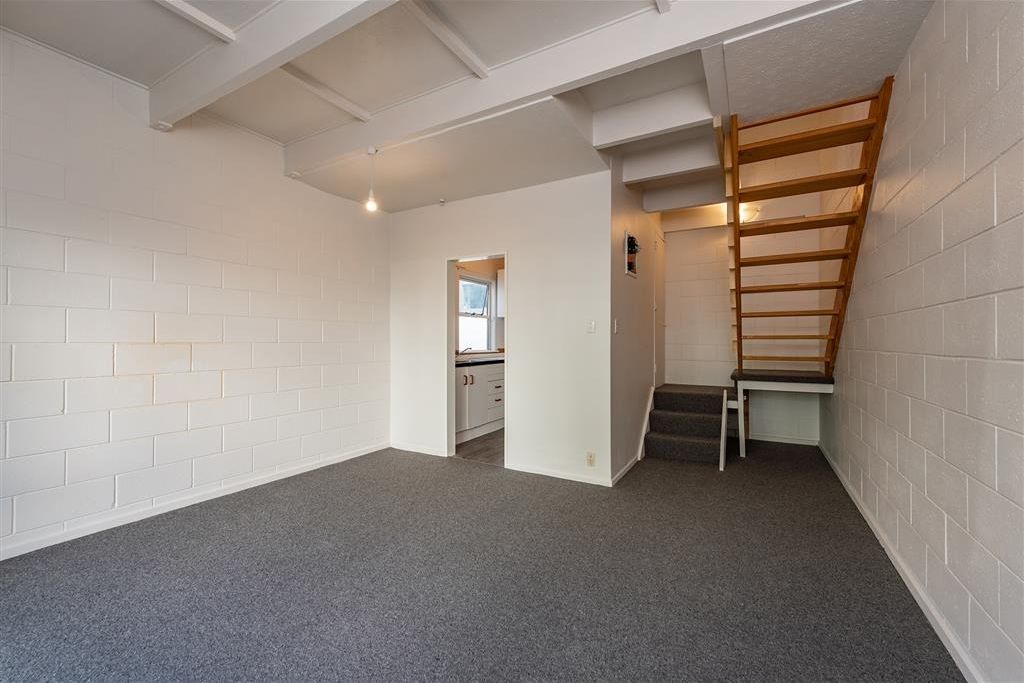 Super spacious 2 bedroom town house with carpark – pohled 3
