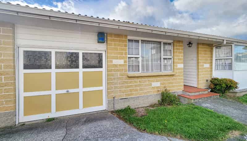 A/208 Waterloo Road, Waterloo