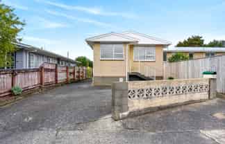 15A Pencarrow Crescent, Wainuiomata