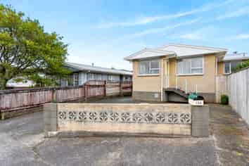 15A Pencarrow Crescent, Wainuiomata