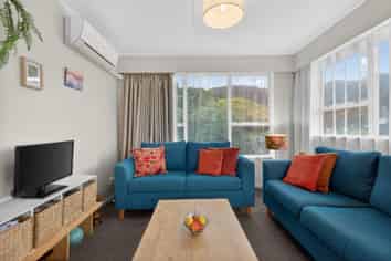 15A Pencarrow Crescent, Wainuiomata