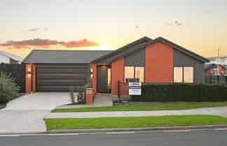 15 Timatanga Road, Temple View