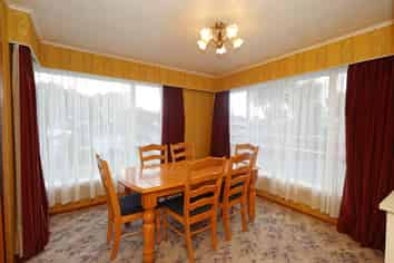 175 Tramway Road, Strathern