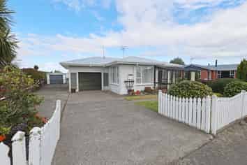 175 Tramway Road, Strathern