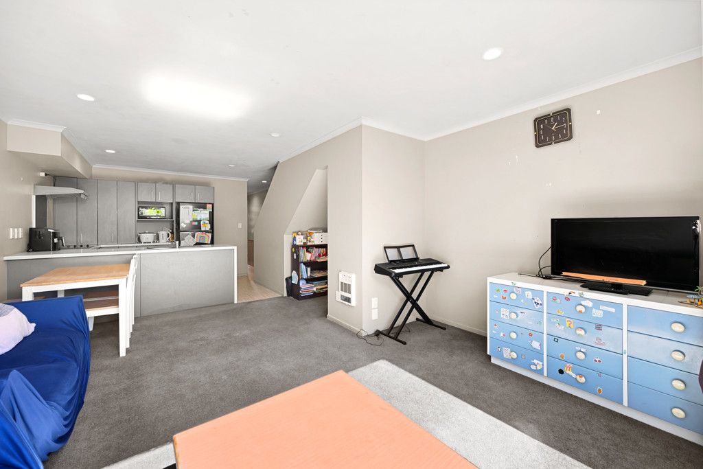 Smart Buying in a High-Demand Location - Widok 4