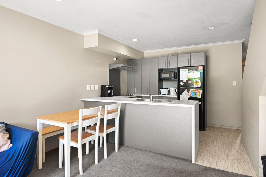 Smart Buying in a High-Demand Location - Widok 6