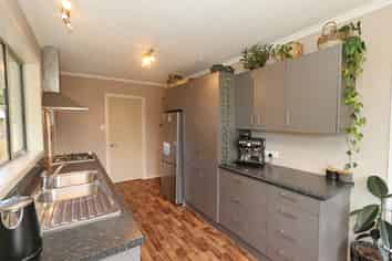 18 John Street, Otatara